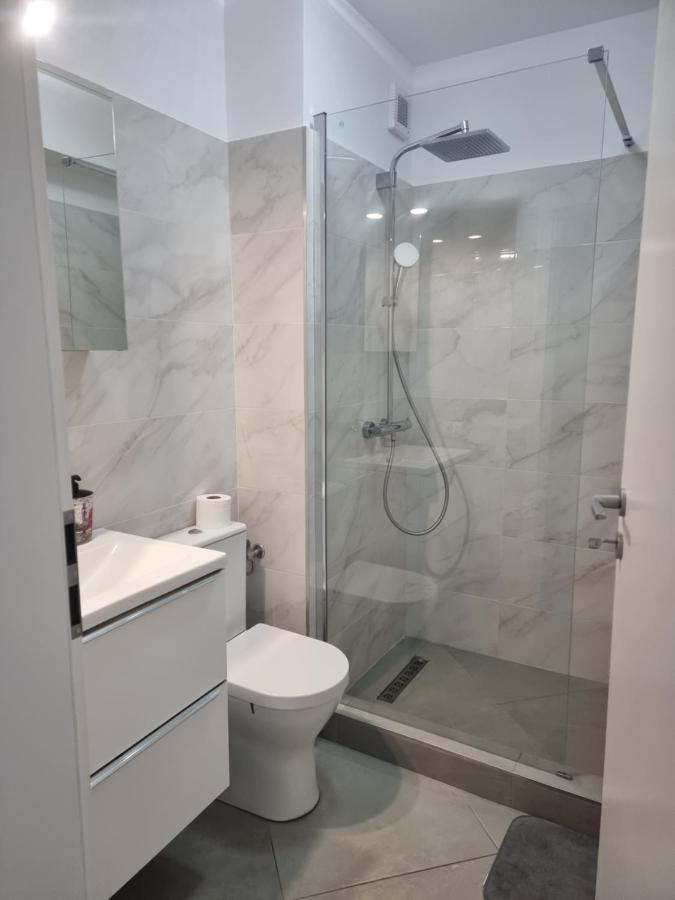 Beach Residence 18 Mamaia Nord นาโวดาริ ภายนอก รูปภาพ